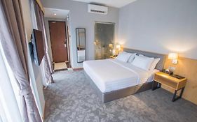 Redpine Boutique Hotel